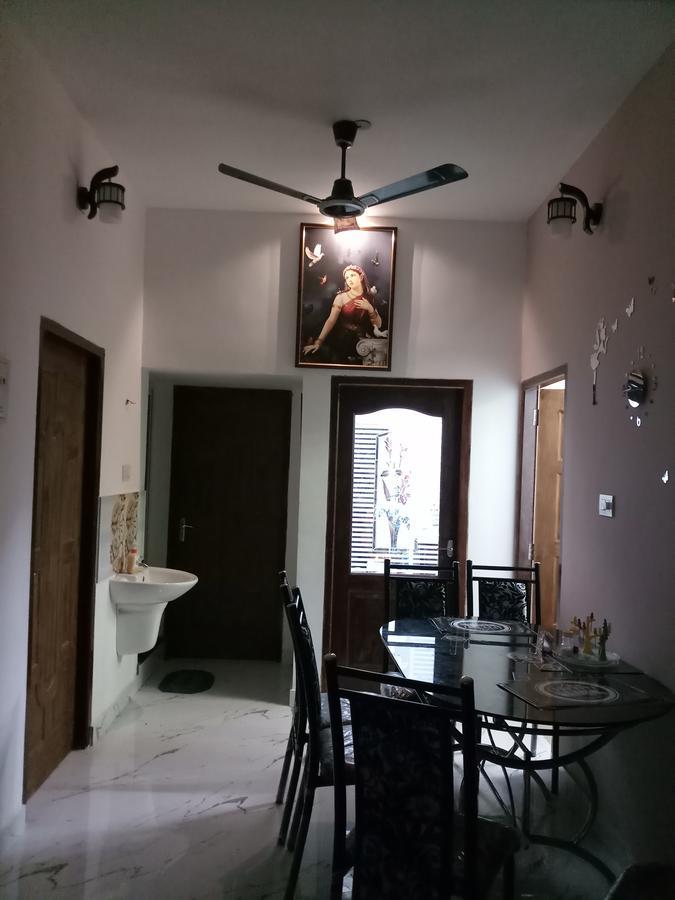 Angelann Homestay Kochi Exteriör bild