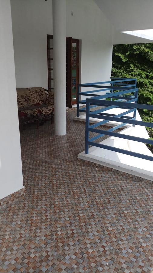 Angelann Homestay Kochi Exteriör bild
